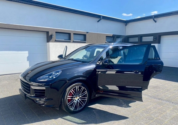 Porsche Cayenne cena 215200 przebieg: 166000, rok produkcji 2015 z Łódź małe 781